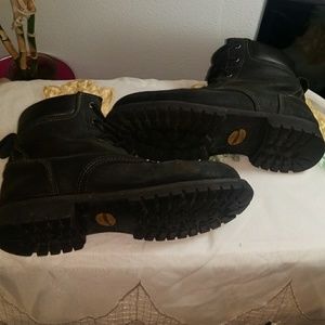 chinook oil rigger boots